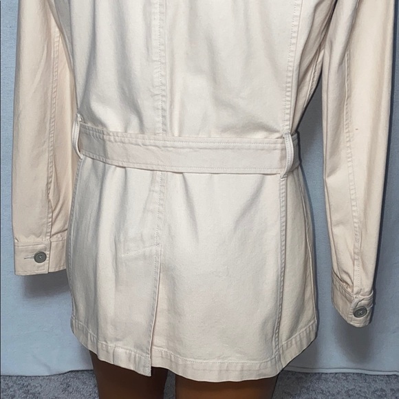 GAP jacket color Cream with 4 pockets Sz M - Picture 6 of 10